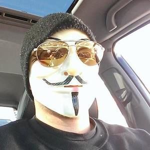 Meet your Posher, Wayne